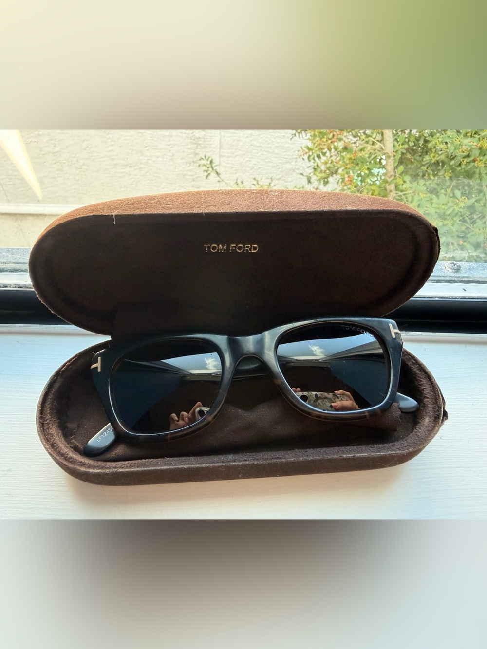 Tom Ford Snowdon TF237 05J Black Havana Sunglasses + Case